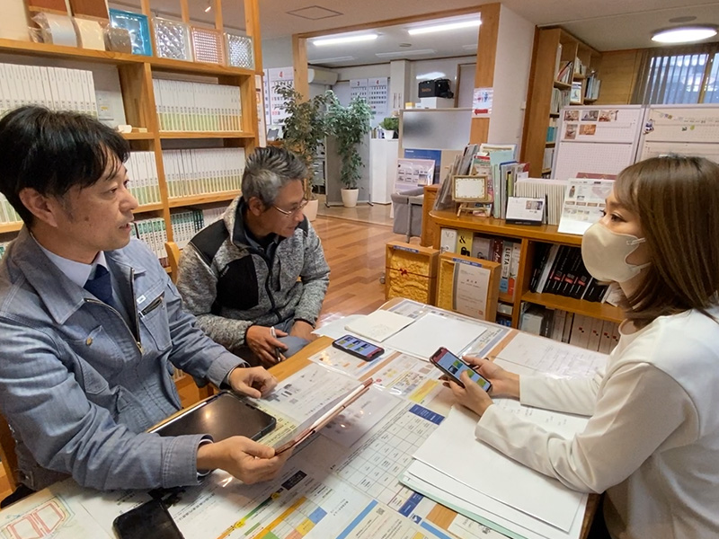 社内ミーティングの様子